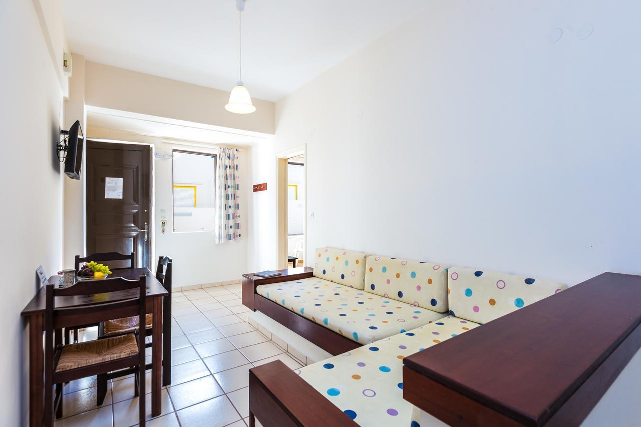 Sfáka Rosebay Apartments מראה חיצוני תמונה
